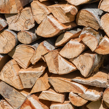 Logs and Wood Chip Mulch for Sale